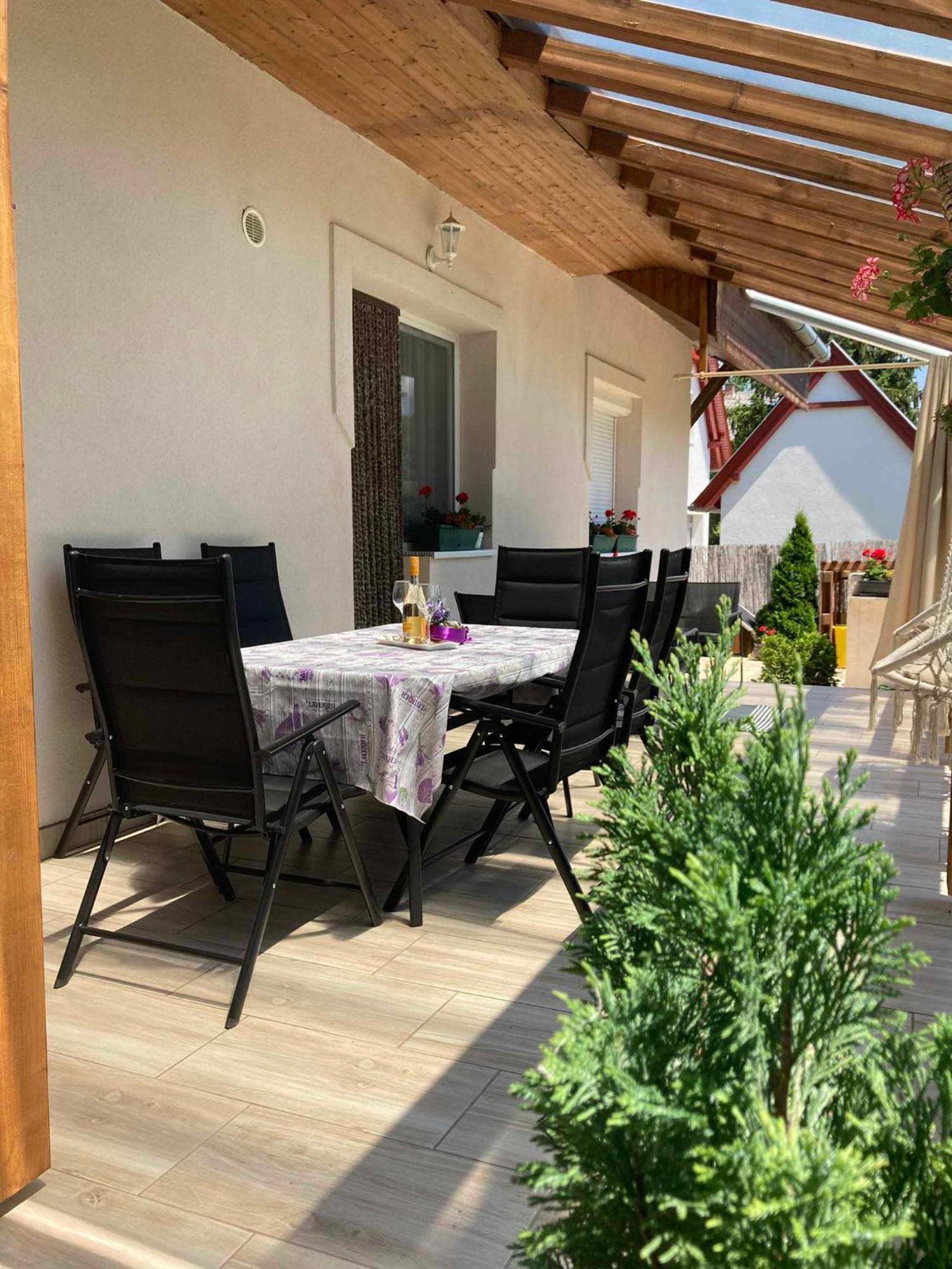 Levendula Vendeghaz Villa Balatonfoldvar Luaran gambar